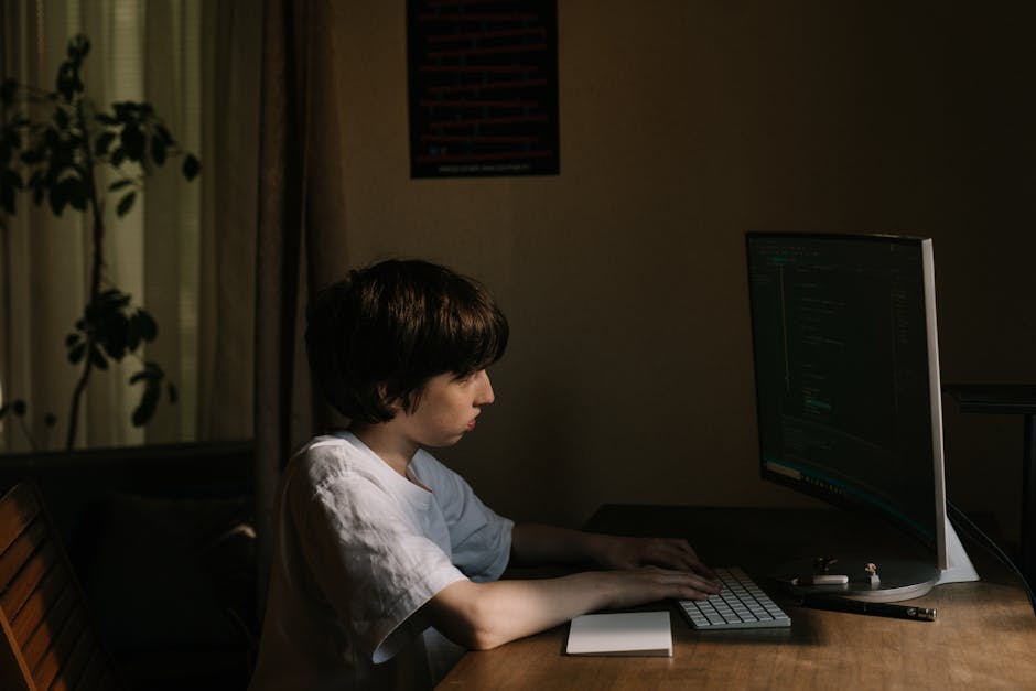 プログラミング学習の教材とノートパソコン
